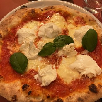 Il Pacioccone - Fresh buffalo mozzarella pizza! - Italian Near Me - Amsterdam, New Hampshire