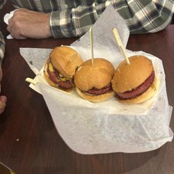 Kozy Korner Saloon - Bologna sliders