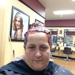 SmartStyle - Hair color done waiting on timer.
