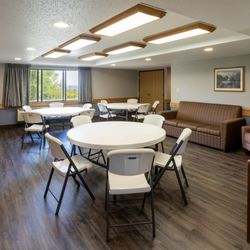 Black Beach Inn Silver Bay - Meeting/Event Room
