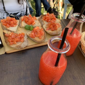 Nessun Dorma - Bruschetta and strawberry daiquiris - Tapas/Small Plates Near Me - Manarola, SP Nessun Dorma - Bruschetta and strawberry daiquiris - Tapas/Small Plates Near Me - Manarola, SP