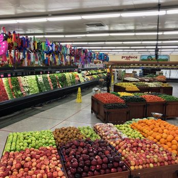 Maxi Foods - Fresh and beautiful display - Grocery Near Me - Riverside, California Maxi Foods - Fresh and beautiful display - Grocery Near Me - Riverside, California