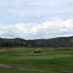 Pete Dye River Course of Virginia Tech - Beautiful course and the hamburg is really good at clubhouse restaurant !