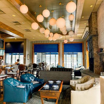 Blu Pointe - Inside - Seafood Near Me - Newburgh, New York