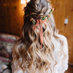 The Enchanted Florist & Whatnots - My floral crown was  what I dreamed of it was the best surprise to see her bring it to us :)