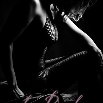 deBoudoir - Makeup Artists Near Me - Seattle, Washington deBoudoir - Makeup Artists Near Me - Seattle, Washington