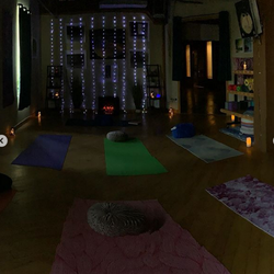 Soothing Sunday
Every Sunday 330pm-430pm