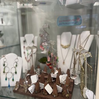 Modern Mouse - Great jewelry choices! - Cards & Stationery Near Me - Alameda, California