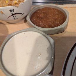 Yum yum sauce and ginger