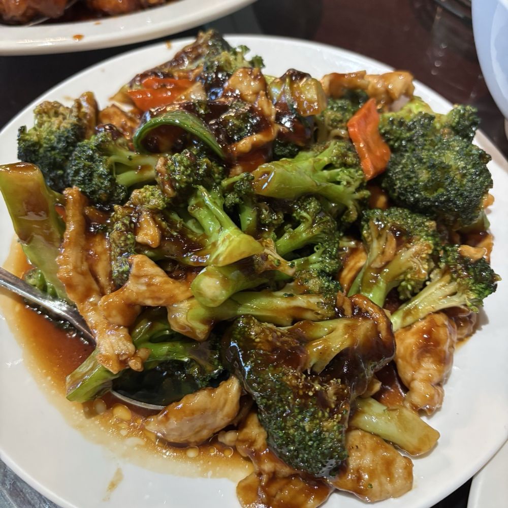 GuangDong Taste - Chicken and broccoli - Cantonese Near Me - Virginia Beach, Virginia GuangDong Taste - Chicken and broccoli - Cantonese Near Me - Virginia Beach, Virginia
