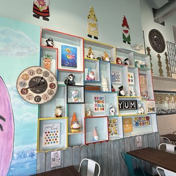 The Second Wind - decor - Asian Fusion Near Me - El Segundo, California