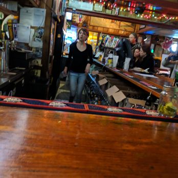 Fat Bob's Smokehouse - Bar/Bartender/Decor - Barbeque Near Me - Buffalo, New York