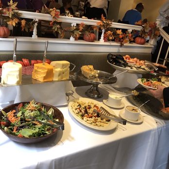 Hemmingway's Bistro - The buffet - Breakfast & Brunch Near Me - Oak Park, Illinois Hemmingway's Bistro - The buffet - Breakfast & Brunch Near Me - Oak Park, Illinois