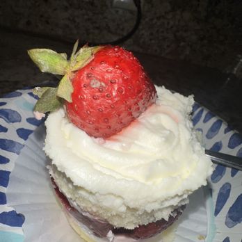 Perfectly Sweet - Moldy Cake - Bakeries Near Me - Alhambra, California