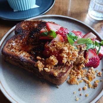 The Monroe - Creme brulee French toast - New American Near Me - Orlando, Florida The Monroe - Creme brulee French toast - New American Near Me - Orlando, Florida