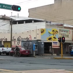 Florería Los Girasoles - No cuenta con estacionamiento