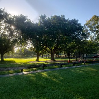 Jacaranda Lakes Park - Parks Near Me - Plantation, Florida