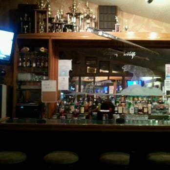Trophy Lodge - Trophy lounge. Libations anyone? - Hotels Near Me - Delta Junction, Alaska