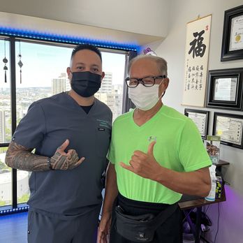 Inner Chi Hawai'i - Dr. Evan M. - Acupuncture Near Me - Honolulu, Hawaii