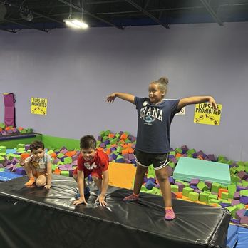 Fun City Trampoline Park - Trampoline Parks Near Me - Seekonk, Massachusetts