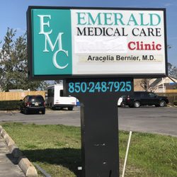Emerald Medical Care - Entry