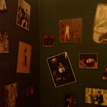 Scurvy Dog - a wall full of photos of musicians - Dive Bars Near Me - Providence, Rhode Island Scurvy Dog - a wall full of photos of musicians - Dive Bars Near Me - Providence, Rhode Island