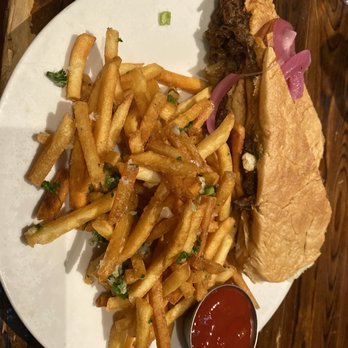 Baracoa Cuban Restaurant - Way over cooked fries. Sandwich was okay, nothing great but good flavor. Also my plate came out 5-10 minutes after the rest of the tables. - Cuban Near Me - Palmdale, California