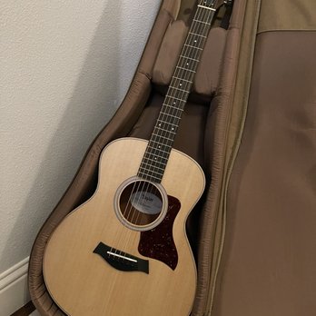 Gottschalk Music Center - Taylor GS Mini-e Rosewood Acoustic - Musical Instruments & Teachers Near Me - Clovis, California