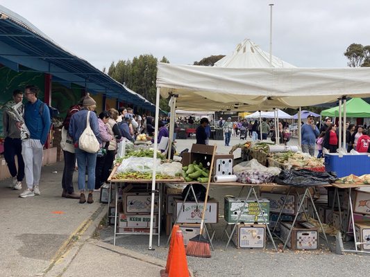 Alemany Farmer's Market by null