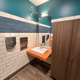 Clean Bathrooms Clean Bathrooms