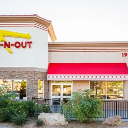 Exterior photo of In-N-Out Burger - Phoenix, Arizona Exterior photo of In-N-Out Burger - Phoenix, Arizona