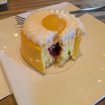 Figaro Dessert Cafe - Desserts Near Me - San Diego, California
