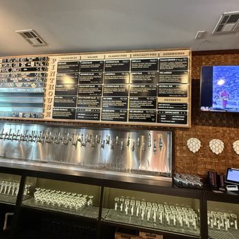 Pinthouse Pizza - Pizza Near Me - Austin, Texas