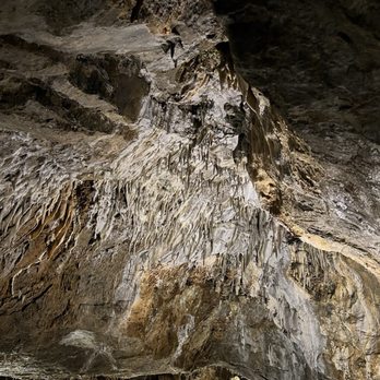 Crystal Cave - Tours Near Me - Kutztown, Pennsylvania