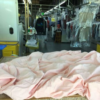 Crystal Blue Dry Cleaners - We went to pick up the comforter today, it was totally ruin. - Sewing & Alterations Near Me - Duluth, Georgia