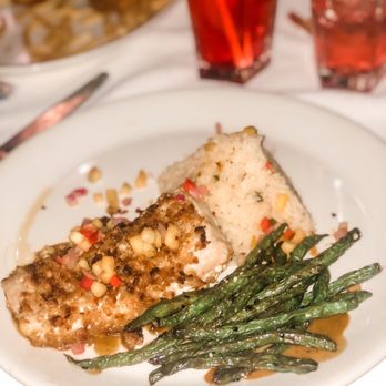 Chart House - Mac Nut Mahi - Seafood Near Me - San Antonio, Texas