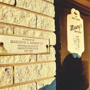 Maury's Tiny Cove - Entrance - Steakhouses Near Me - Cincinnati, Ohio