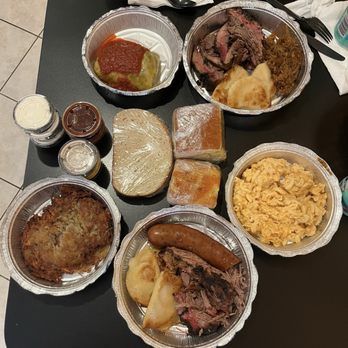 Belvedere - Potato pancakes, pierogi, kielbasa, brisket, Mac & cheese, corn bread, rye bread, golabki (stuffed cabbage), kapusta (spiced sauerkraut) - Polish Near Me - East Windsor, Connecticut