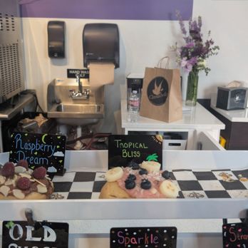 Cinnaholic - Bakeries Near Me - New Orleans, Louisiana Cinnaholic - Bakeries Near Me - New Orleans, Louisiana