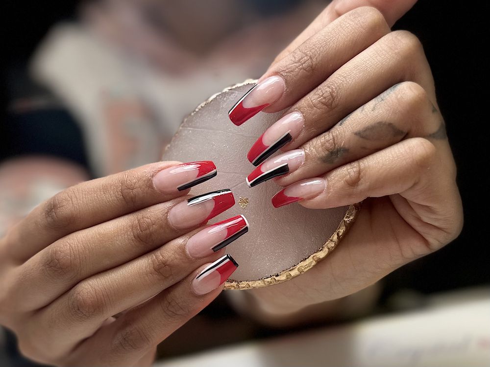 CRYSTAL NAILS Updated October 2024 764 Photos & 62 Reviews 700