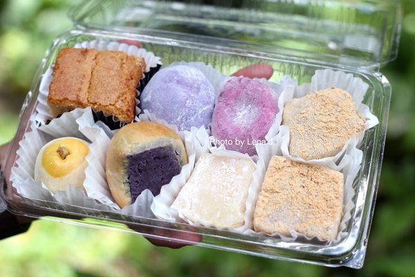 Two Ladies Kitchen by null