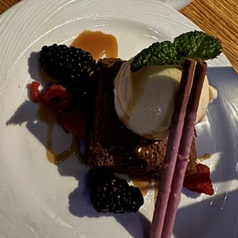 Yoshi's - Cafe Brownie - Jazz & Blues Near Me - Oakland, California