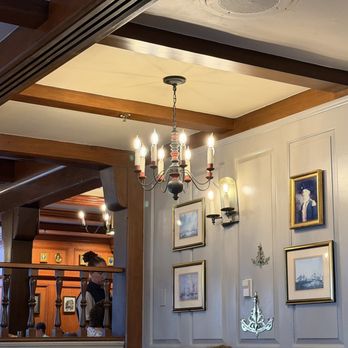 Liberty Tree Tavern - Interior - New American Near Me - Lake Buena Vista, Florida Liberty Tree Tavern - Interior - New American Near Me - Lake Buena Vista, Florida