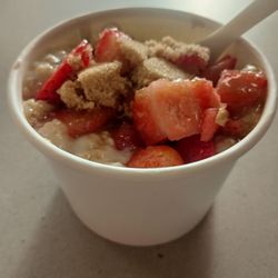Oatmeal berry brown sugar