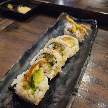 Sushi Blue Wave - soft shell crab roll - Sushi Bars Near Me - Lihue, Hawaii Sushi Blue Wave - soft shell crab roll - Sushi Bars Near Me - Lihue, Hawaii