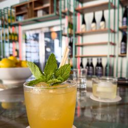 Dovetail Bar - The juice #3 & vanishing act.