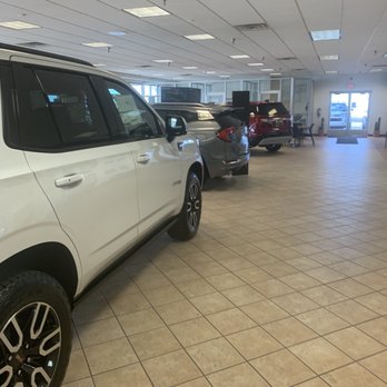 Quality Buick GMC - Showroom - Car Dealers Near Me - Albuquerque, New Mexico