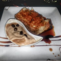 La Recova de la Cañada - Budin de pan con crema Baileys
