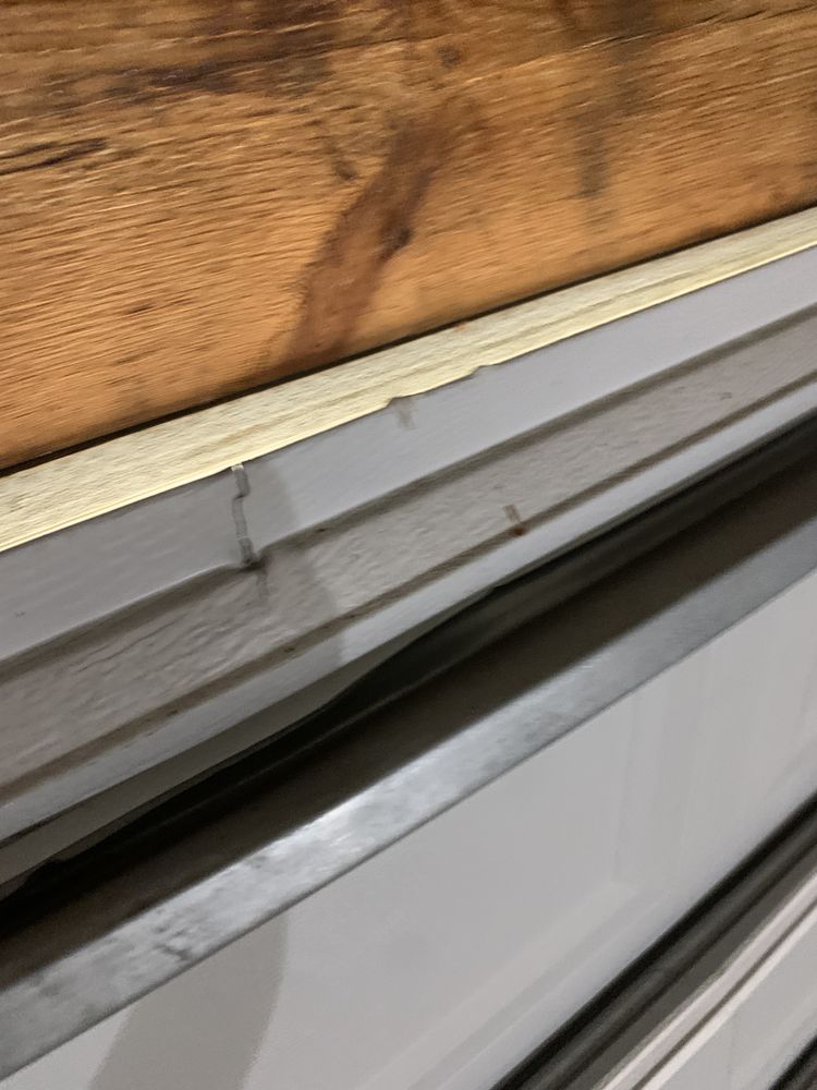 Slide of Centerville Garage Doors