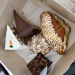 Pastries, breads... Pastries, breads...
